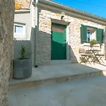 Small Stone House Luka