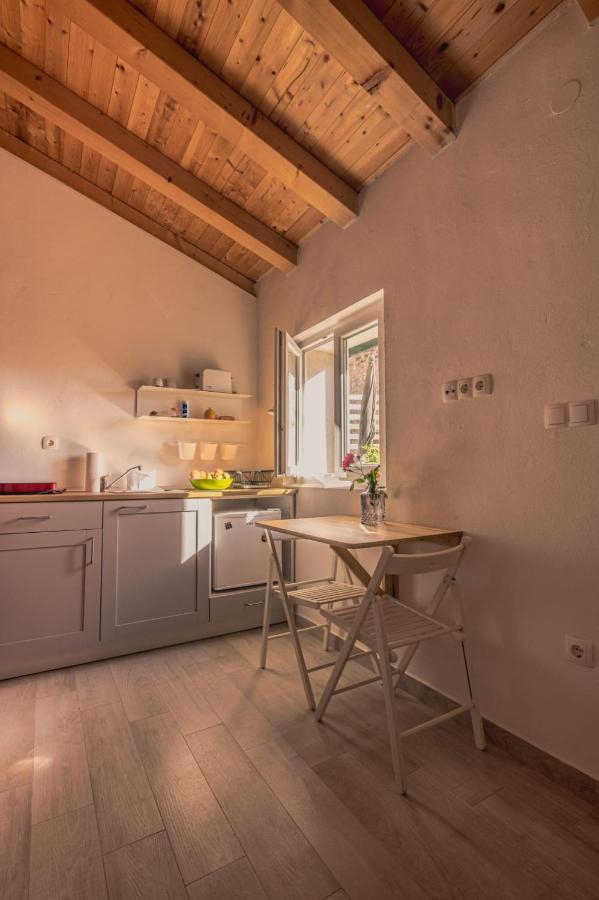 Small Stone House Luka *